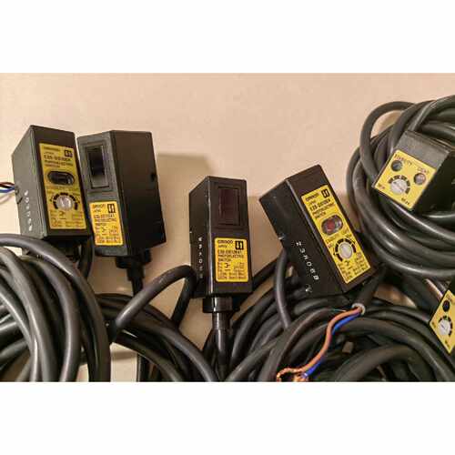 议价E3SDS10E41漫反射感应器功能正常维修