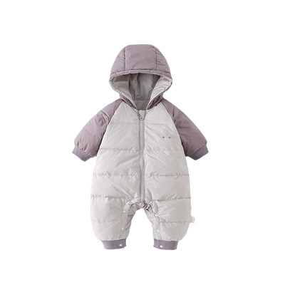 婴儿轻薄羽绒服连体衣秋冬季宝宝小月龄保暖外出服白鸭绒初冬抱衣