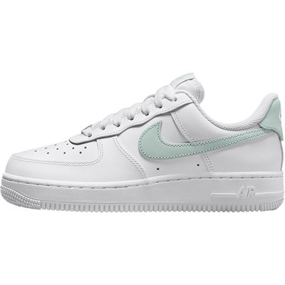 耐克新款女子运动休闲鞋