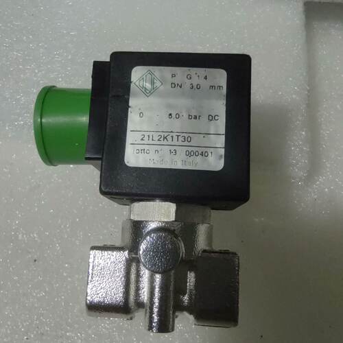 【询价】意大利电磁阀21L2K1T30，成色如图用欢迎来适用