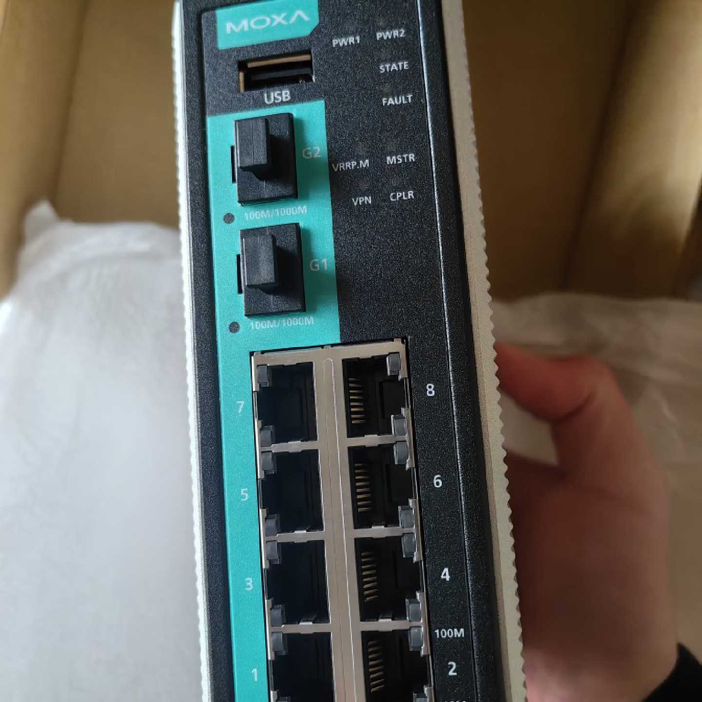 议价MOXA EDR-810-水晶头