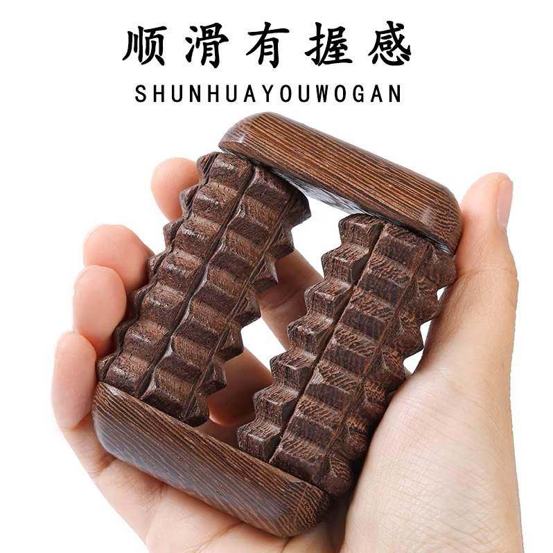 手部按摩器乌木紫檀按摩器解压老人鸡翅木手指锻炼木质滚轮按摩器