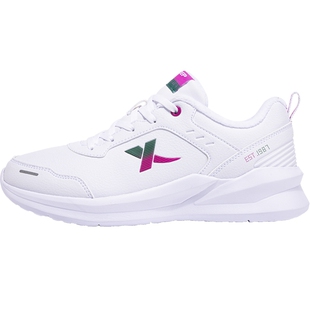 特步女鞋皮面休闲鞋子女士冬季加绒保暖棉鞋老爹鞋运动鞋女款跑鞋