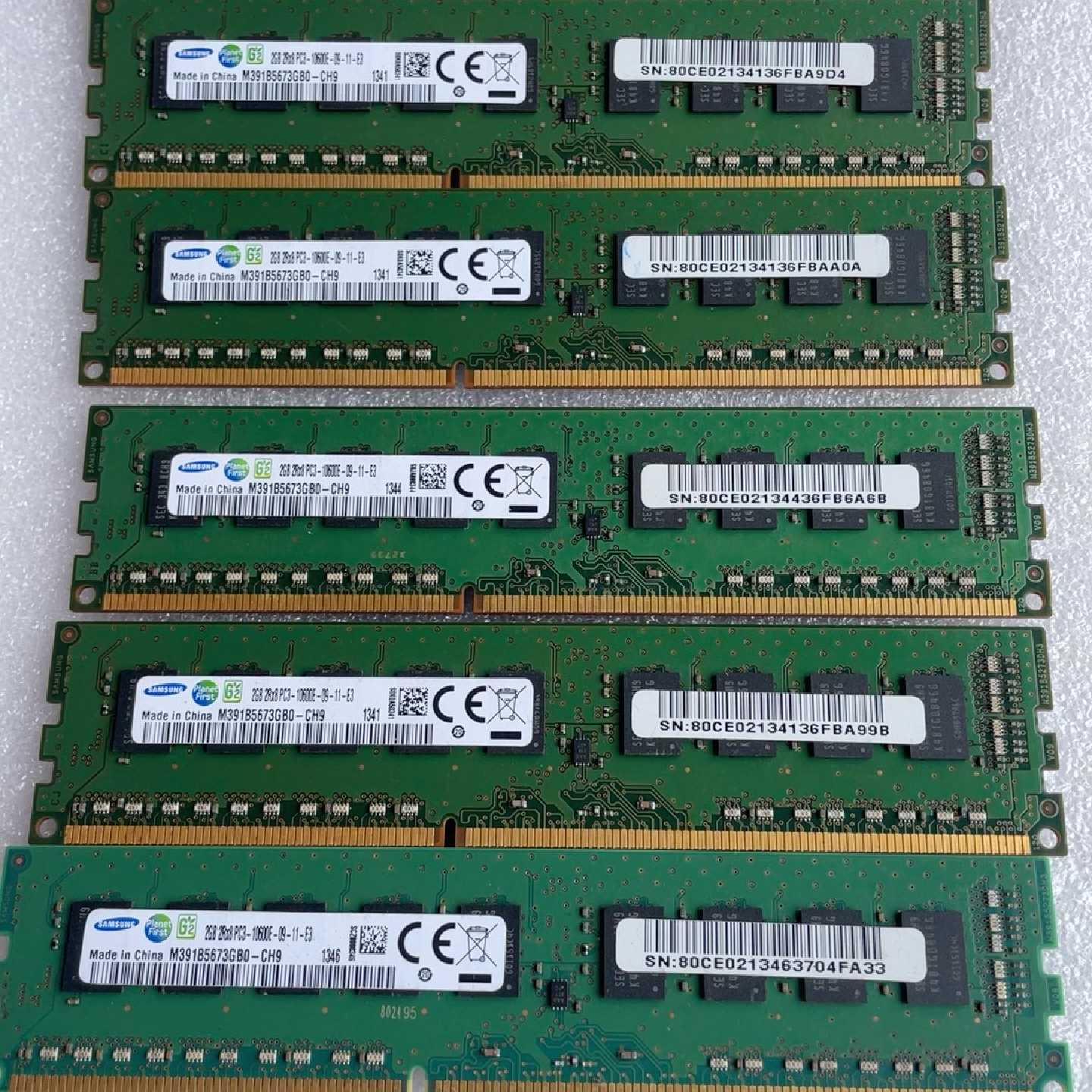 议价服务器内存pc4 4GB 2条适用