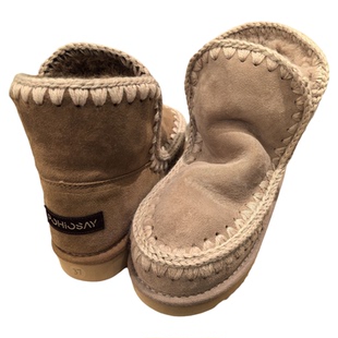 2025秋冬新款羊皮毛一体雪地靴18cm 保暖爱斯基摩款短靴