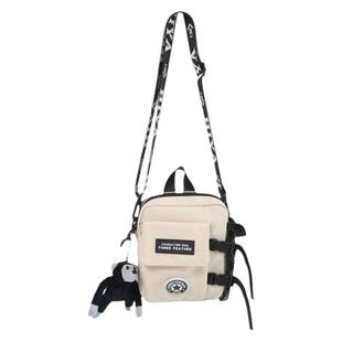 儿童斜挎包中大童出游运动随身单肩小背包男孩外出学生男童水杯包