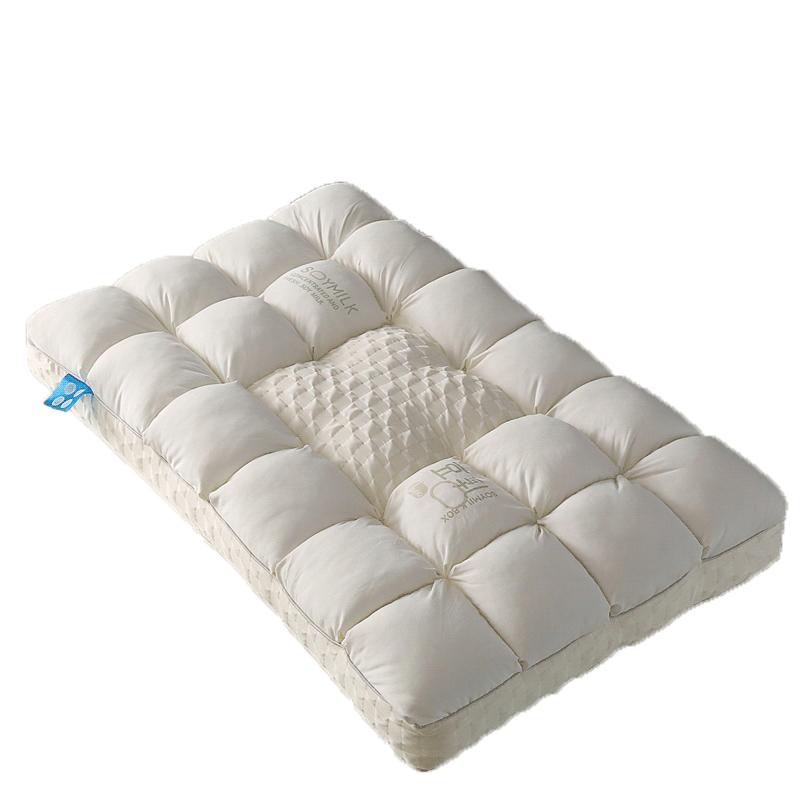 豆乳云朵释压深睡枕头护颈助眠枕