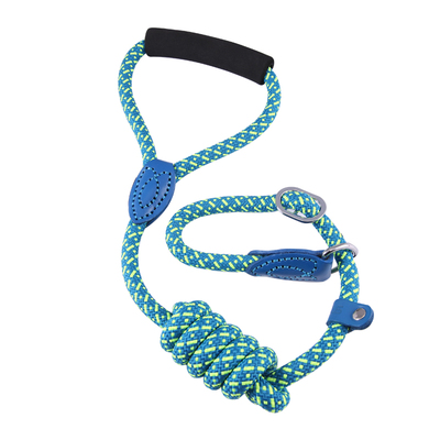 可调节大小伸缩防爆挣脱p链遛狗