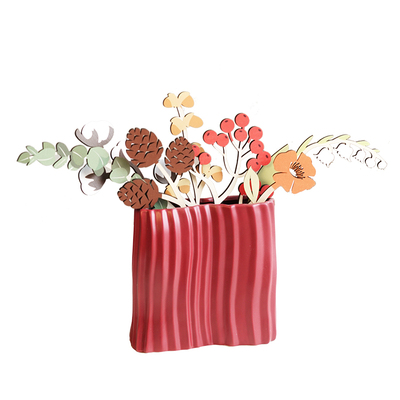 新年红陶瓷花瓶皱褶设计