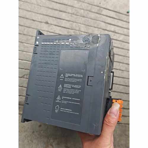 议价信捷DM5CAC380V伺服驱动器3KW400w各一个维修