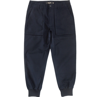 AKCLUB 冬季精锐系列磨毛大口袋脚口收口工装裤合体版休闲裤