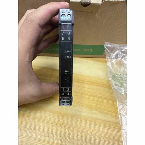议价全新优倍NEWPWR隔离器，型号NPGL-G111D，一进两