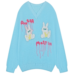 ANDREA MARTIN冬新款羊毛马海毛蓝色V领毛衣贴布兔子针织衫