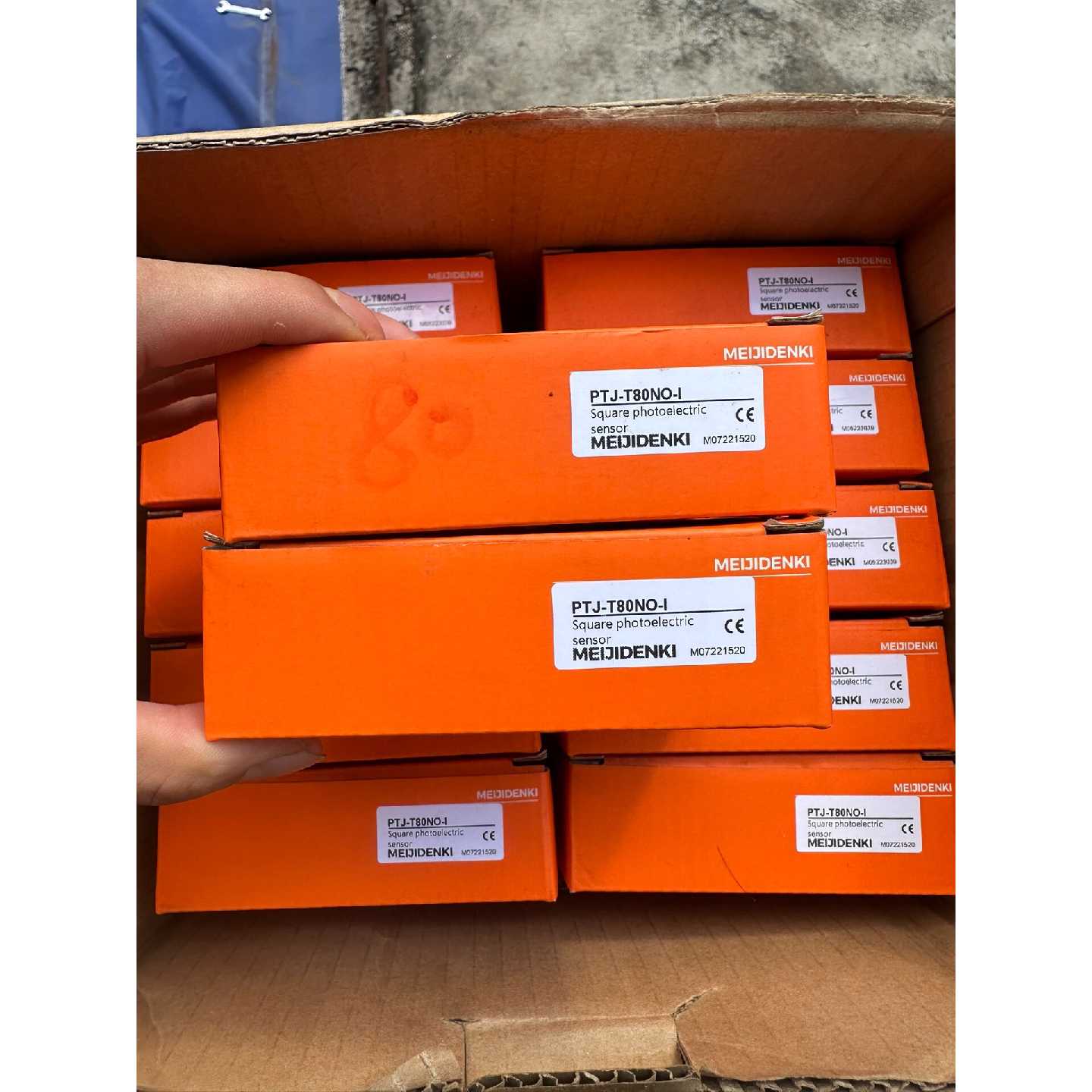 下单前咨询全新明治原装传感器 PTJ-T80NO-I 包装完好