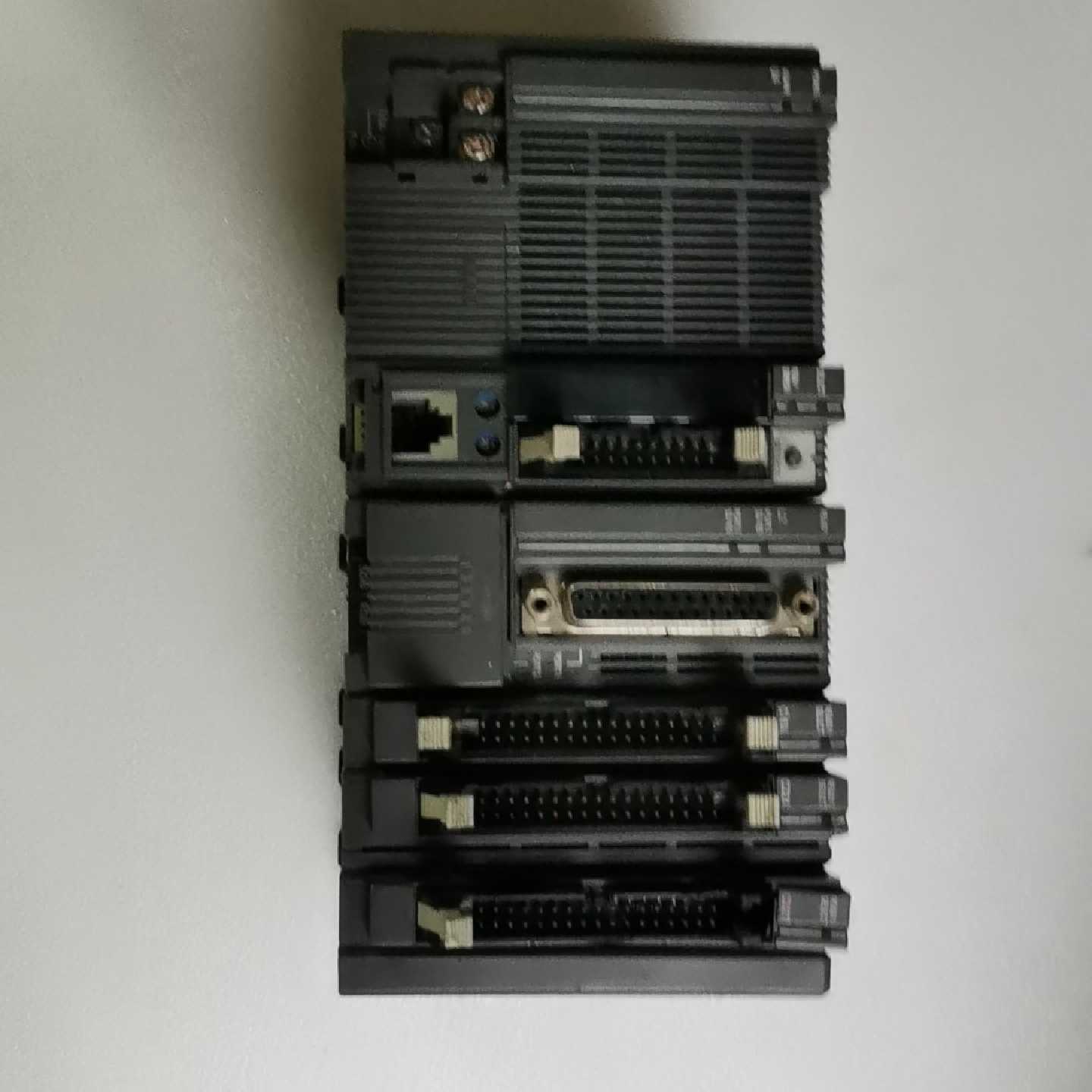 议价拆机基恩士PLC一套,KZ-U4,KZ-300,KZ-C32