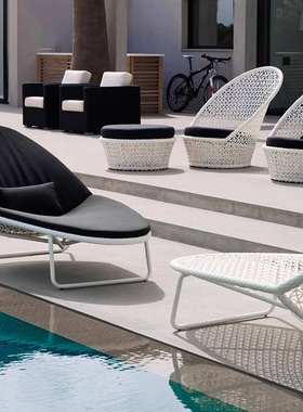 户外藤编躺床庭院泳池休闲懒人靠背躺椅室外露天沙滩椅PE仿藤家具