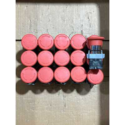 〔议价-可维修〕XB2BS542C急停按钮 触点NC 二手均有货