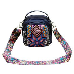 女士斜挎小包包2025新款民族风刺绣时尚休闲简约百搭手机包单肩包
