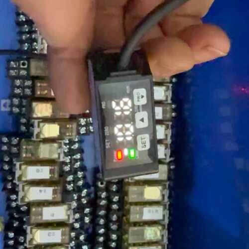 溢价-合熠激光位移传感器