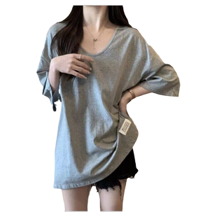 ins超火纯棉V领短袖T恤女夏季宽松大码百搭下摆开叉半袖上衣服潮