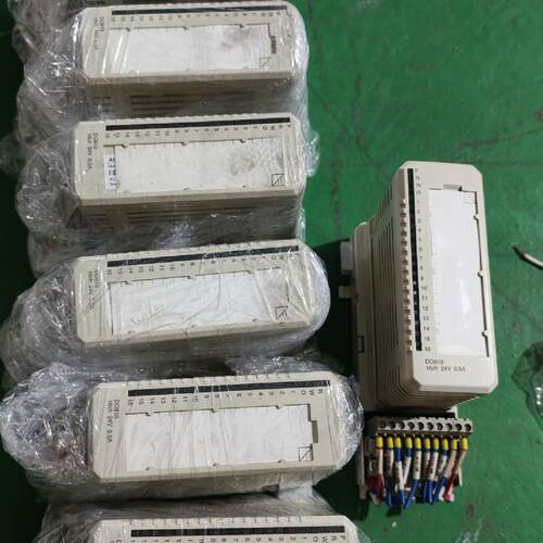 溢价- DO810模块，16通道24V 0.5A，件，带