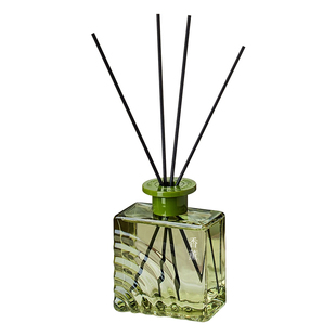 香薰室内持久家用高级卧室厕所卫生间专用精油男女生无火淡香氛水