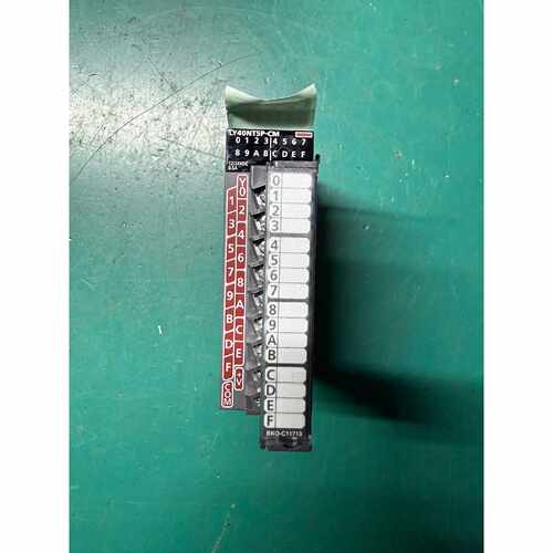 议价三菱PLC输模块 LY40NT5P-CM