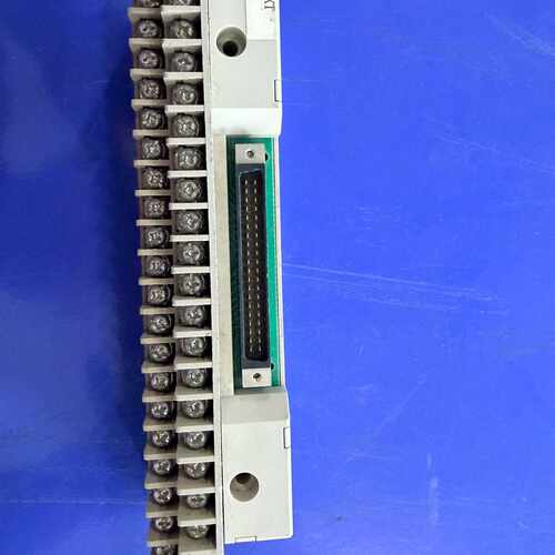 日本吉田YOSHIDA端子台PX7DS-40V6-R，拆机件，议价商品