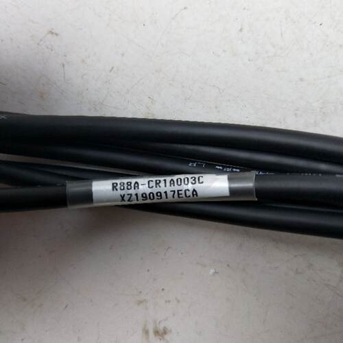 议价全新正品 R88A-CR1A003C 实物拍摄 现货