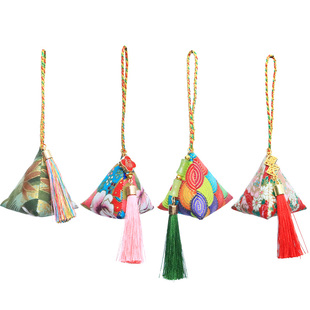 端午节流苏艾草香包香囊礼物随身驱蚊香袋粽子挂件商场公司装饰品