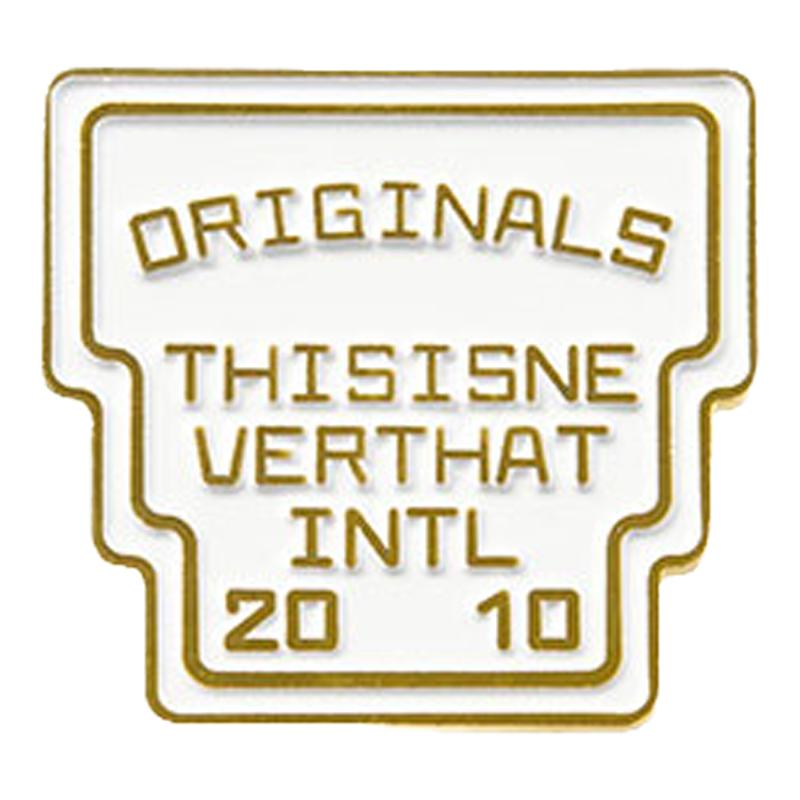 thisisneverthat® Souvenir Pin新款原创金属创意徽章胸针配饰