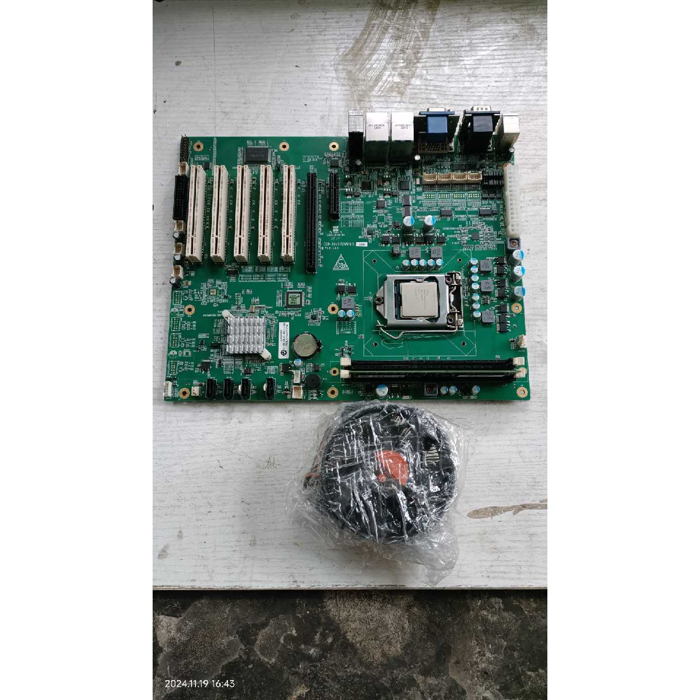 议价研祥工控机主板ECO-1816V2NA-B-6com, 成色