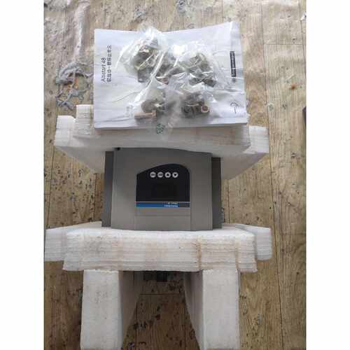 议价全新的库存机软启动器ATS48C17Q