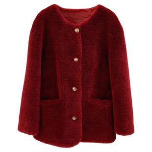 羊羔毛皮毛一体金扣圆领中长款羊剪绒毛毛外套女冬季2025新款皮草