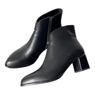 欧美真皮时装靴2025新款粗跟尖头秀气裸靴时尚外贸大码短靴女靴41