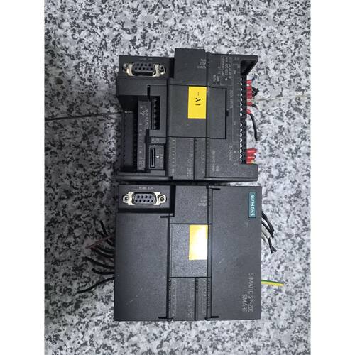 询价288-1SR20-0AA0,成色如图，下来，两个