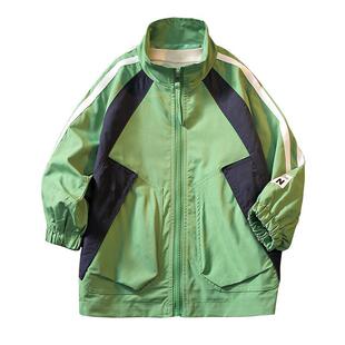 男童冲锋衣外套薄款春秋款2026新款中大儿童春季男孩帅气夹克衣服