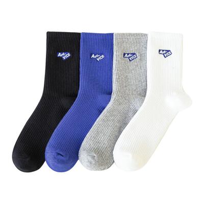 爆款面料升级！经典刺绣中筒袜