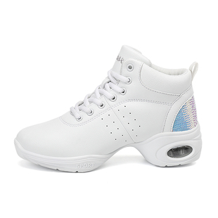 杨丽萍广场舞鞋2025新款白色舞蹈鞋外穿时尚真皮秋冬跳舞鞋女软底