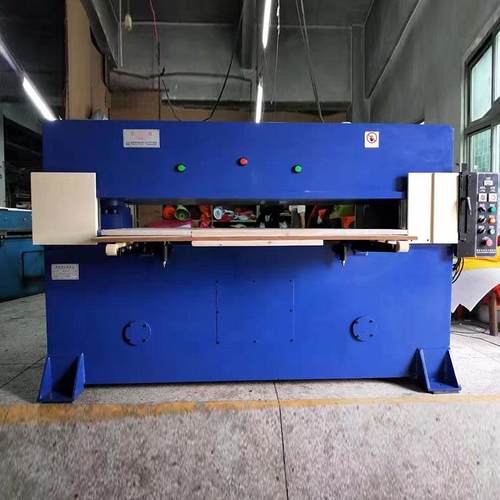 定制地毯橡胶啤机 瑜伽垫冲浪板裁断机 PVC足球裁床 鞋帽冲床厂家