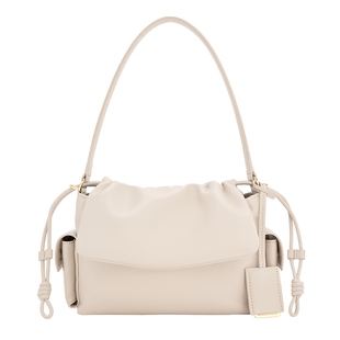 CHARLES&KEITH25秋新款CK2-20671785双口袋多背法翻盖云朵手提包