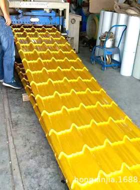 厂家供应红色木纹隔热板 建筑隔热板水波纹板酒店KTV墙面装饰板材