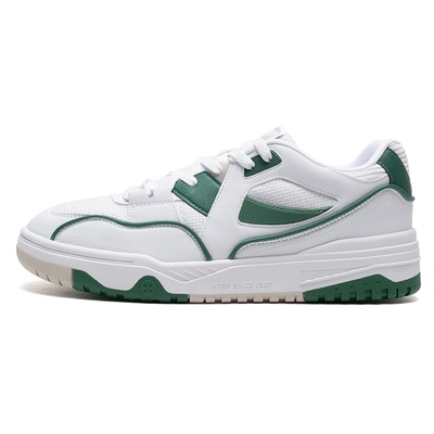 特步男鞋低帮板鞋 2025新款复古时尚运动鞋轻质跑鞋户外休闲鞋