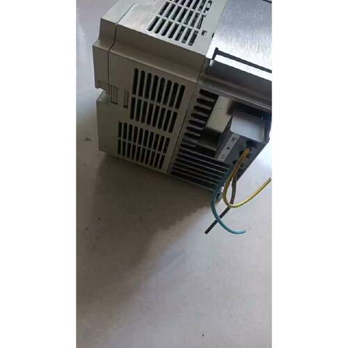 询价-E500变频器3.7千瓦上面有型号懂可维修