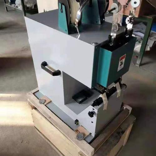 铁丝骑马装订机 8702订书机 M2000皓勒骑马钉订书机价格 钉长可调