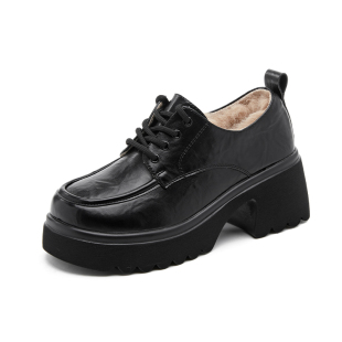 依思q加绒小皮鞋女2026新款冬季保暖棉鞋黑色厚底通勤女鞋乐福鞋