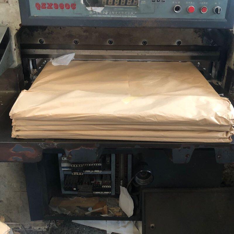 厂家批发白色17g14g拷贝纸雪梨纸优免费桃花用纸包装价量大分切