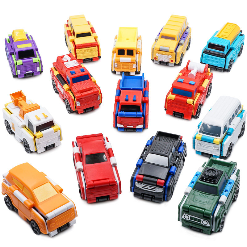 奥迪双钻变形小汽车儿童反反车玩具小车变形车男孩酷变车队玩具车