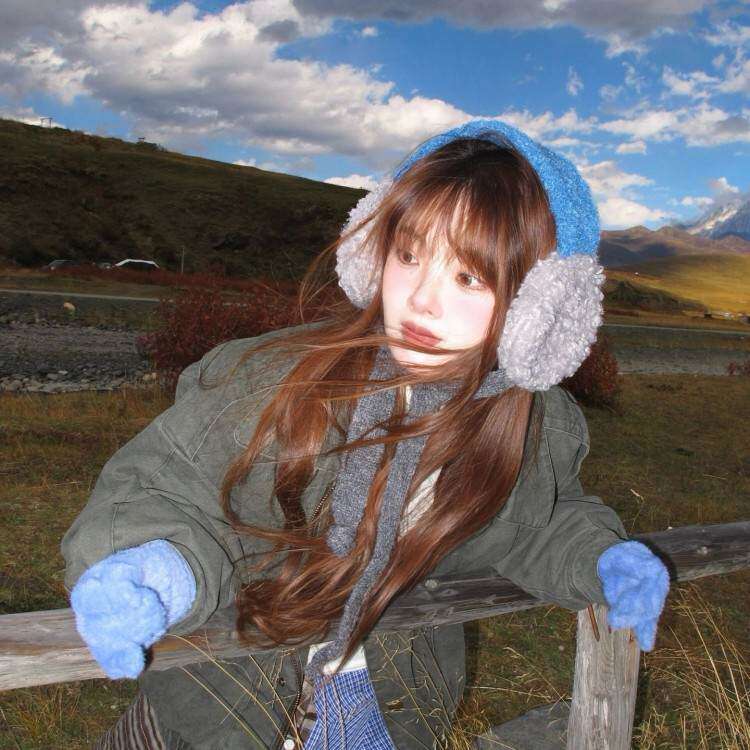 毛绒耳罩女冬季2025新款防风防寒耳套骑行可折叠保暖护耳捂子可爱