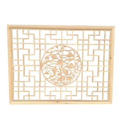 东阳中式装修电视背景墙仿古门窗